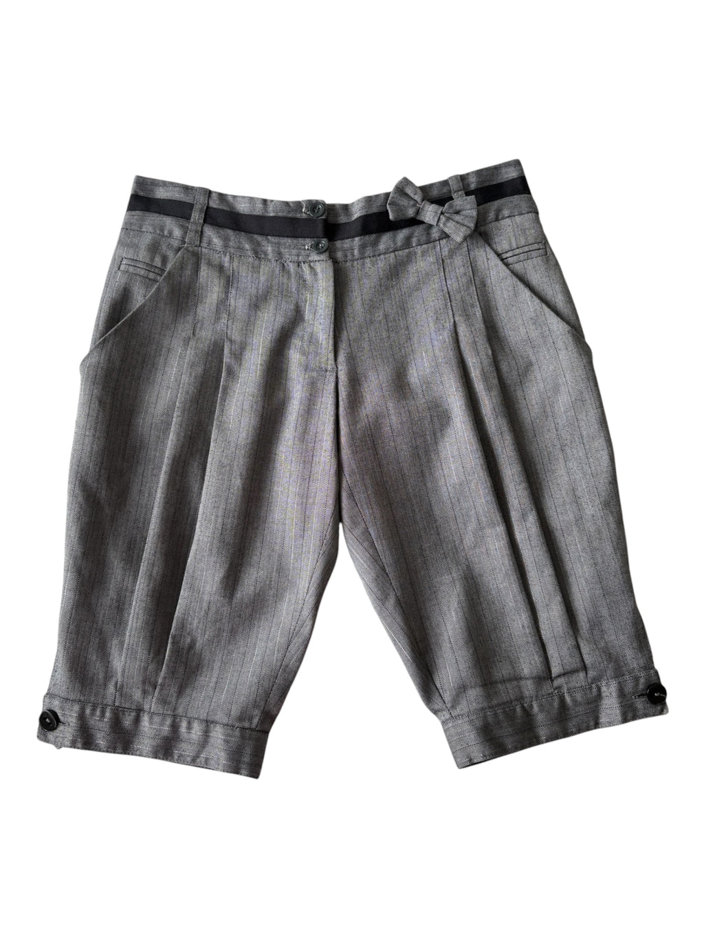2000s pleated long shorts with bow!